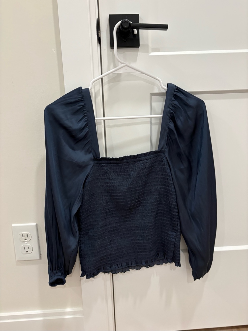 J. Crew Squareneck Smocked Featherweight Satin Cropped Top Size XS - Picture 5 of 7